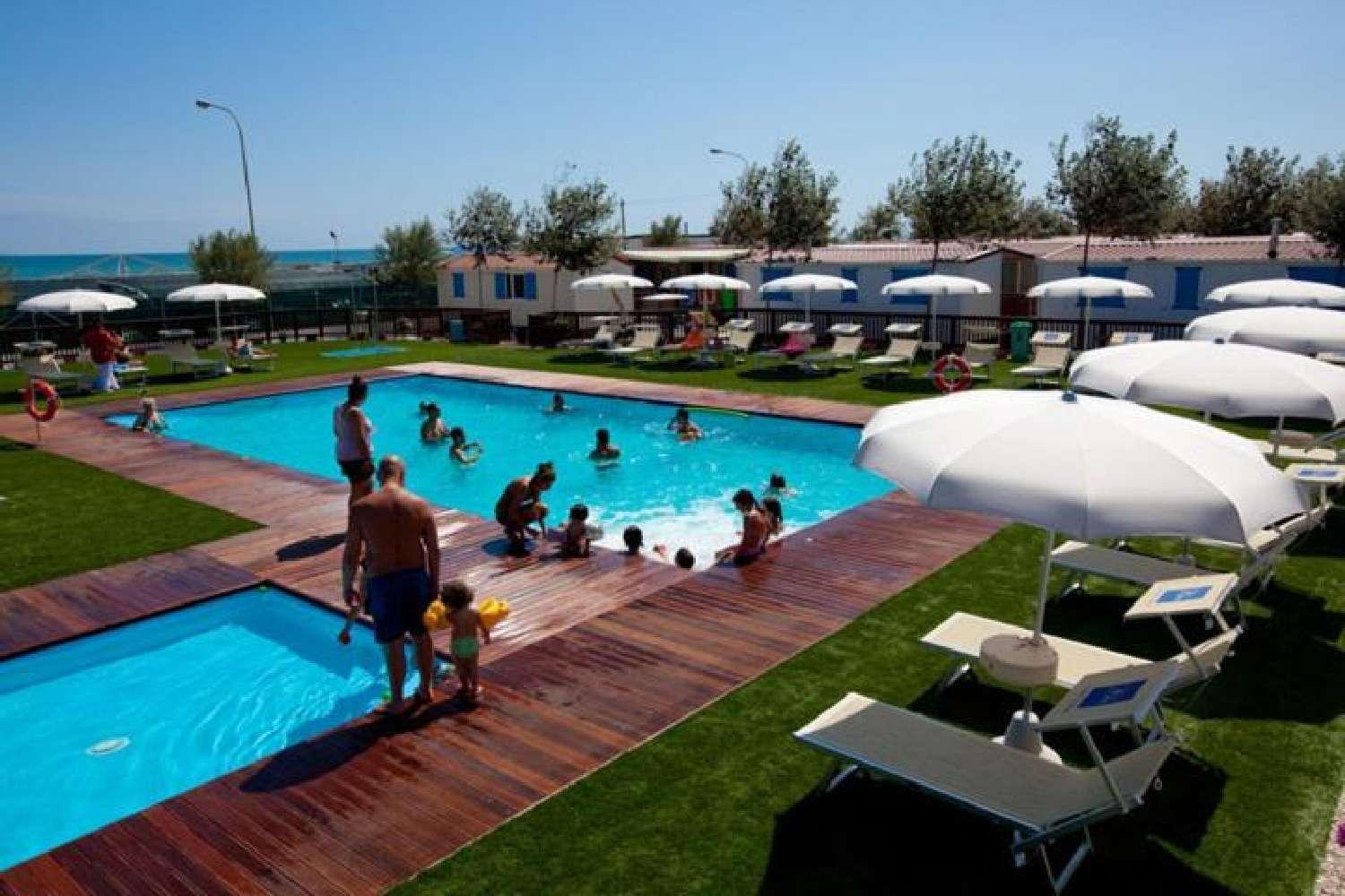 Camping Blu Fantasy Senigallia Ngoại thất bức ảnh