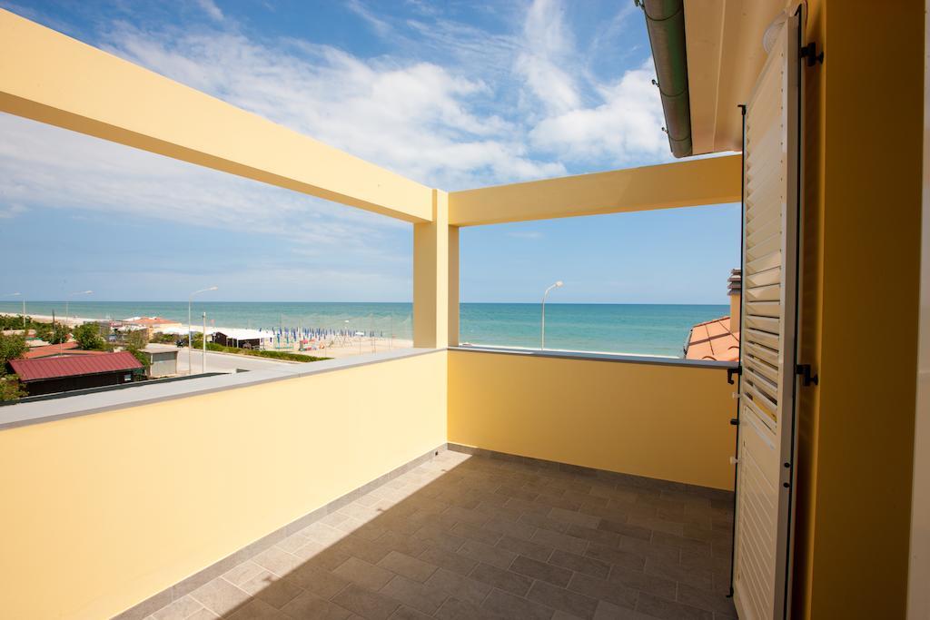 Camping Blu Fantasy Senigallia Ngoại thất bức ảnh