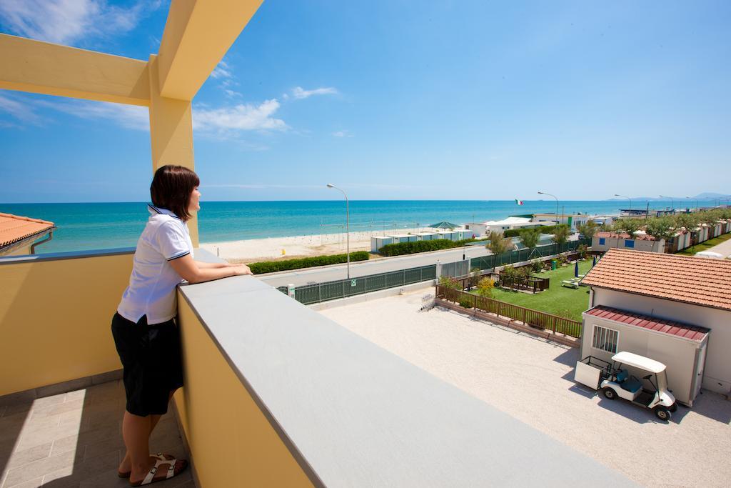 Camping Blu Fantasy Senigallia Ngoại thất bức ảnh